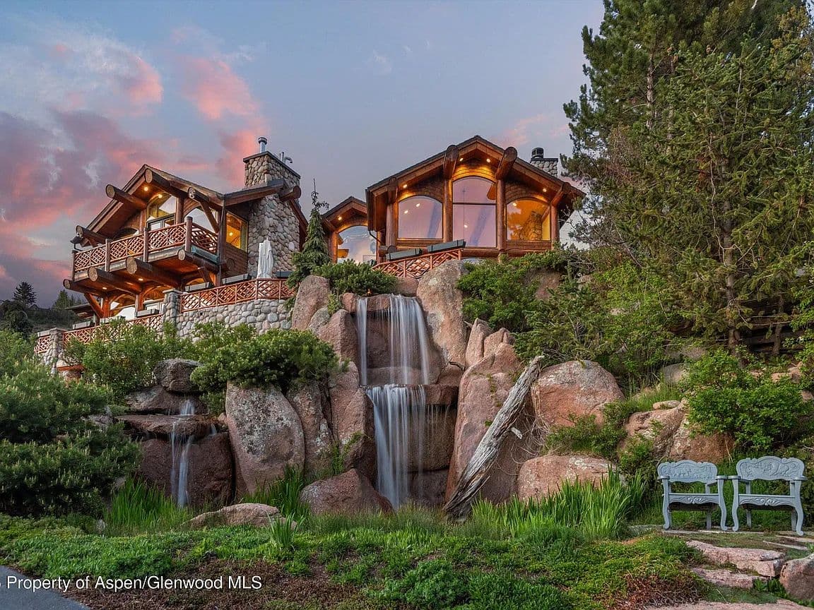 Whiteland Aspen towers