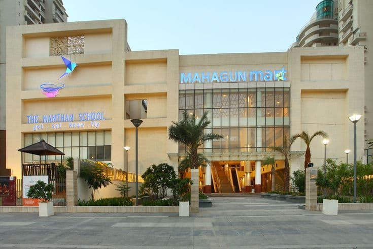 Mahagun Moderne project